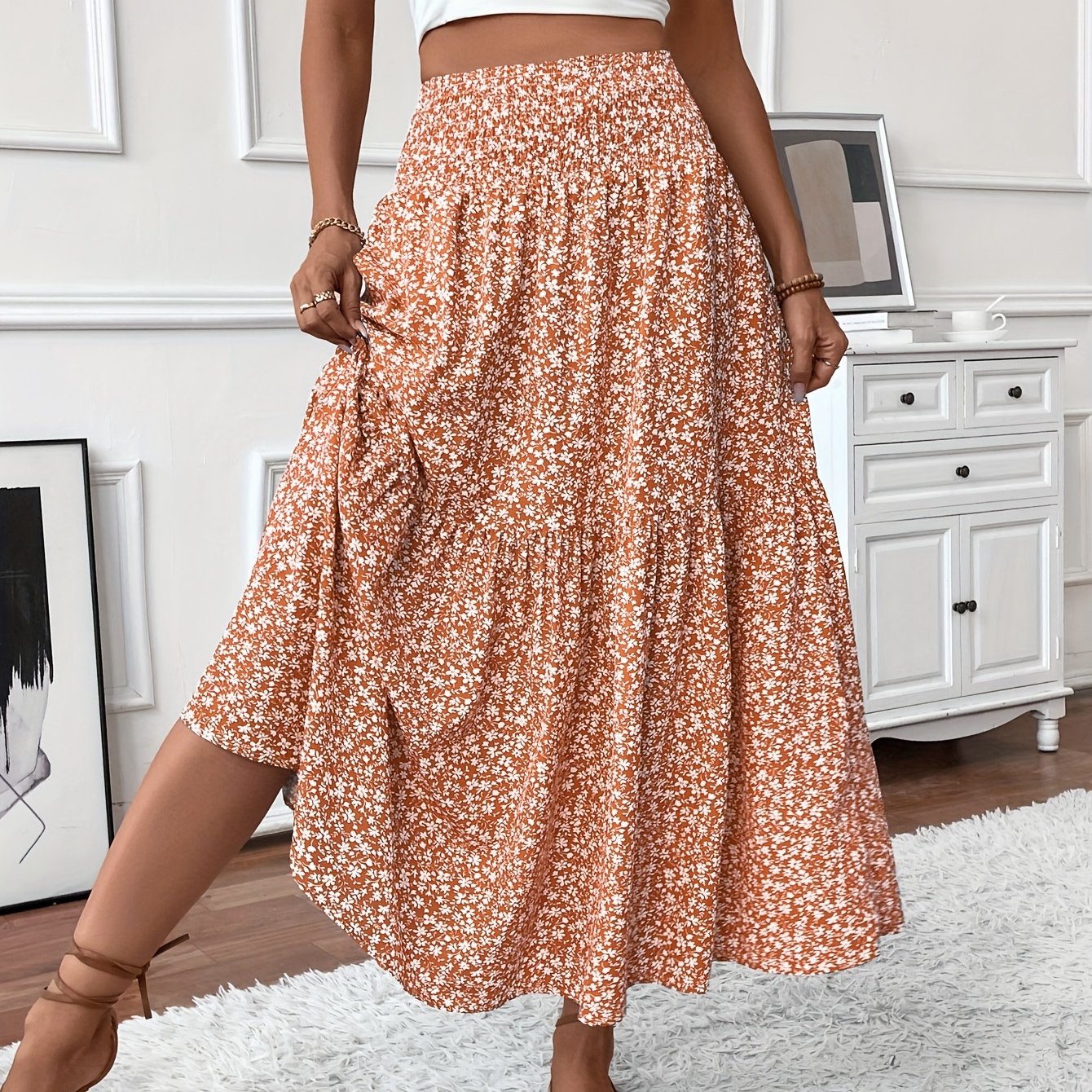 Feminine Elena Ditsy Floral Midi Skirt