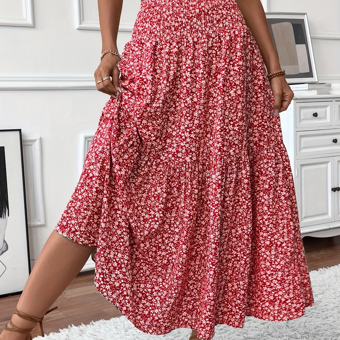 Feminine Elena Ditsy Floral Midi Skirt