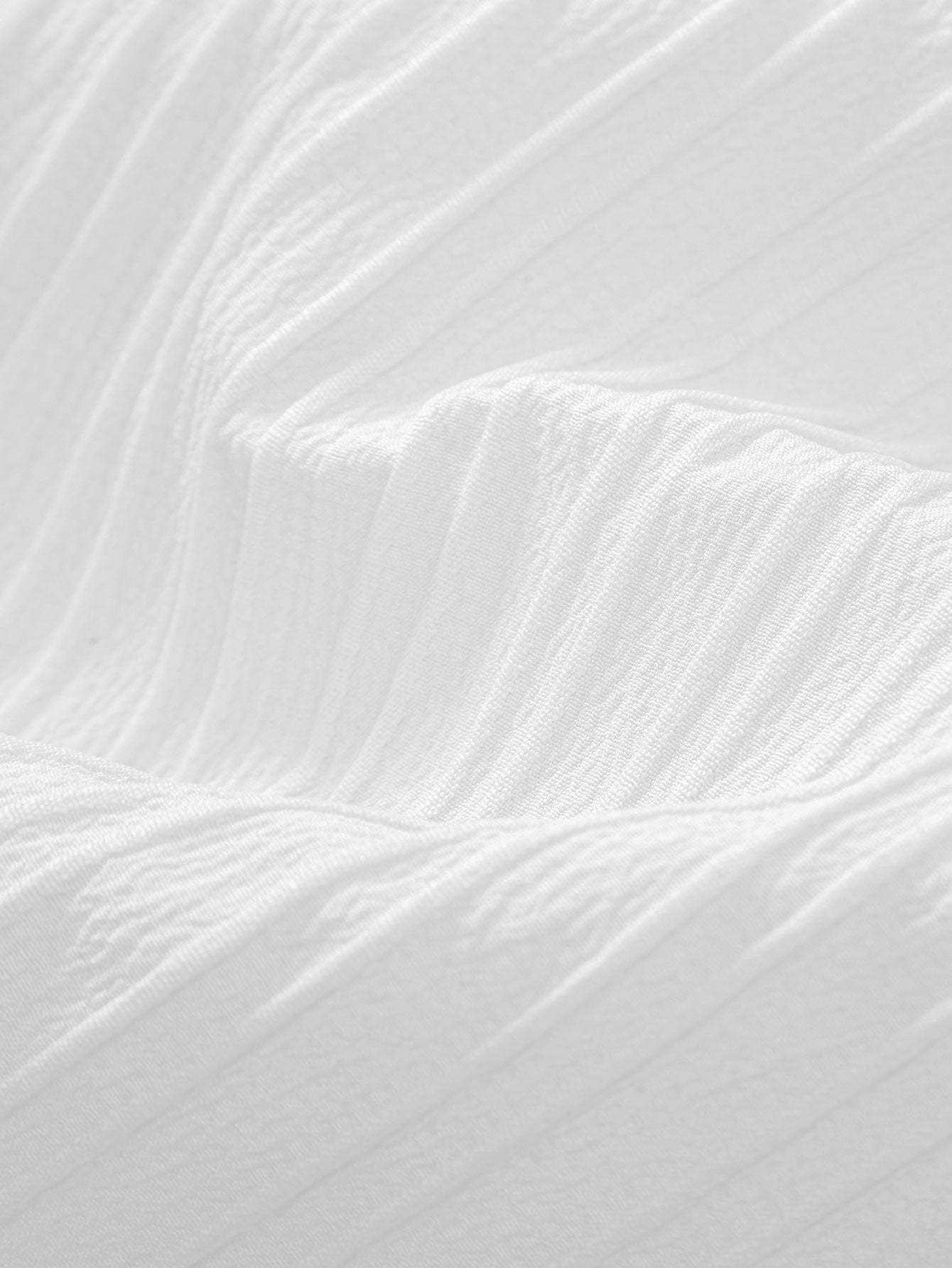 Shirt with textured Cuban collar and chest pocket + matching drawstring pants for a stylish look