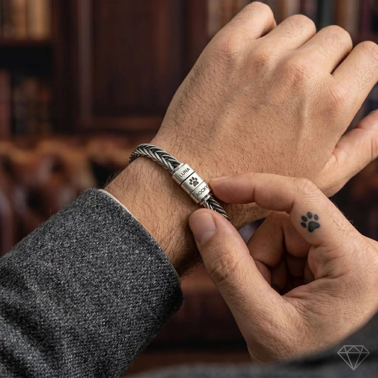 Men's Personalized Paw Print Bracelet — Custom Pet Names