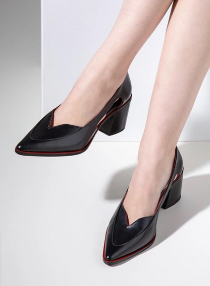 DORA | Elegant sculpted court shoes with a low heel for a refined look