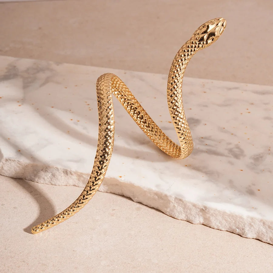 Virella Sculpted Serpent Set